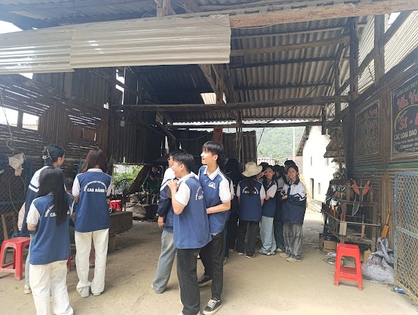 Làng Rèn Pác Rằng, Phúc Sen - Forging Village