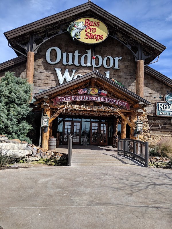 Bass Pro Shops 1