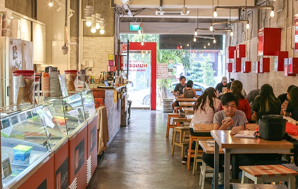 Udders Bukit Timah – Best Dessert Shop with Unique Ice Cream Flavours and Cakes 3