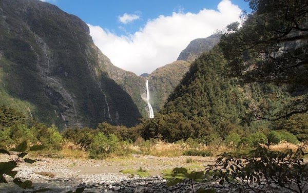 Sutherland Falls