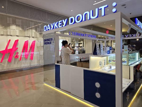 Daykey Donut Uptown 3