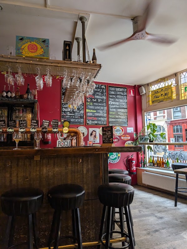 Cafe Gollem Amstelstraat 2