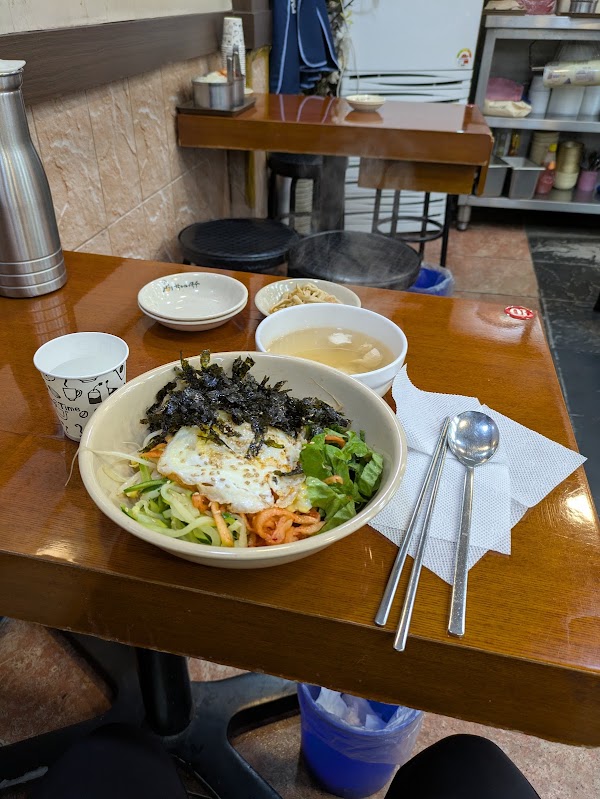 Myeongdong Grandmother Noodles 4