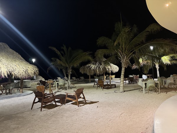Seaside Krioyo Fusion Restaurant & Cocktail Bar 3