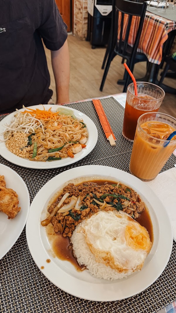 Thai E-Saan 4