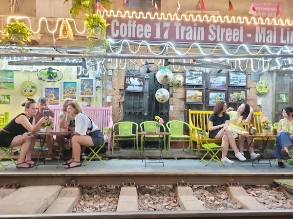 Coffee 66 Train St . Ha Noi