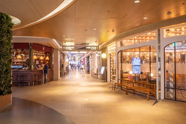 Parnas Mall 4