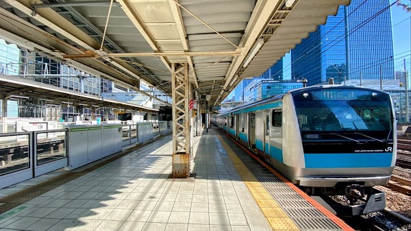Tamachi Station 4
