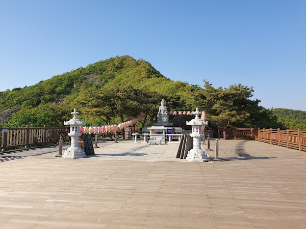 Jeokseoksa 4