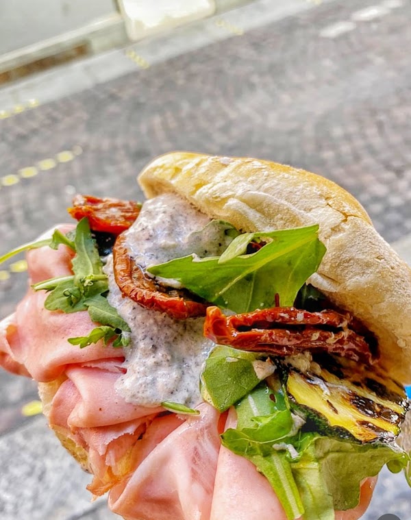 MÒ! MORTADELLA LAB - San Vitale 5