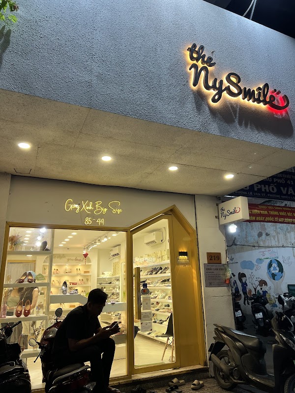 The Nysmile shoes HCM - Tiệm giày nữ Bigsize 219 Lê Văn Sỹ Quận 3