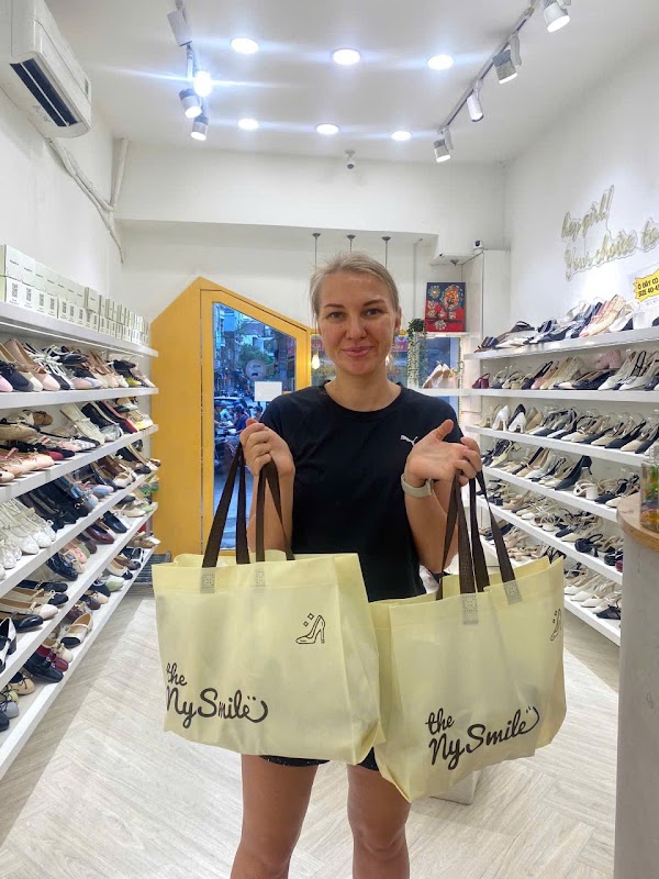 The Nysmile shoes HCM - Tiệm giày nữ Bigsize 219 Lê Văn Sỹ Quận 3 3