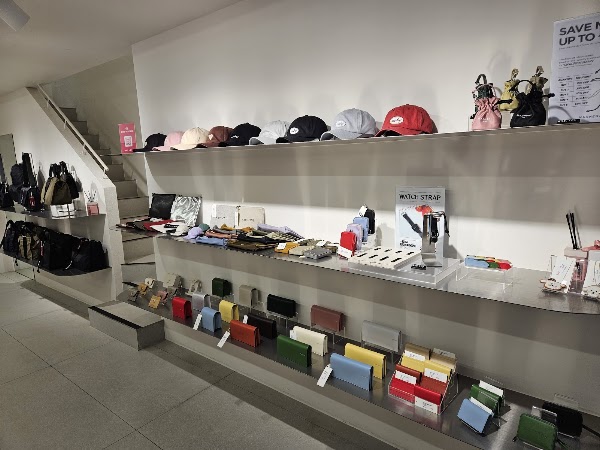 MARHEN.J Myeongdong Flagship Store 3