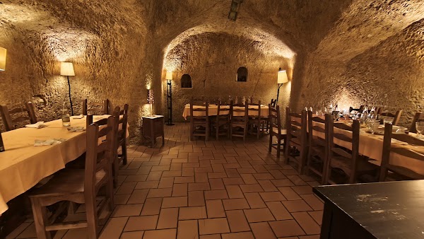 Restaurante Cueva Los Poínos 5