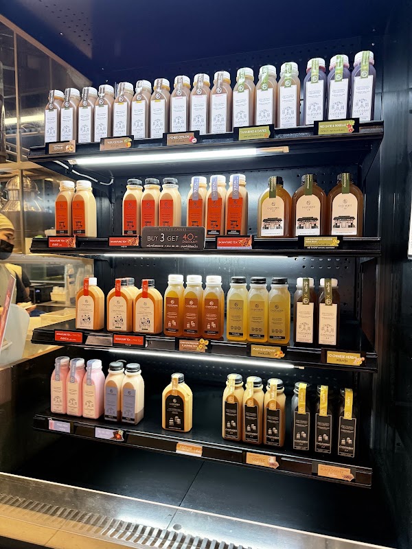 CHONGDEE TEAHOUSE โรงชาชงดี - One Bangkok 5