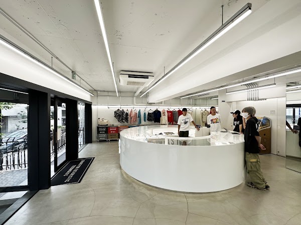 HUMAN MADE OFFLINE STORE 5