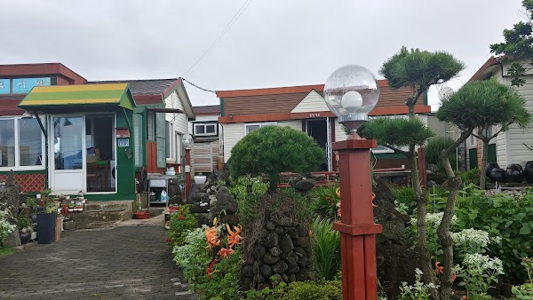 Udo Sarang Pension