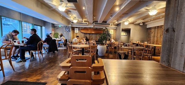 Eggs 'n Things Harajuku Store 5