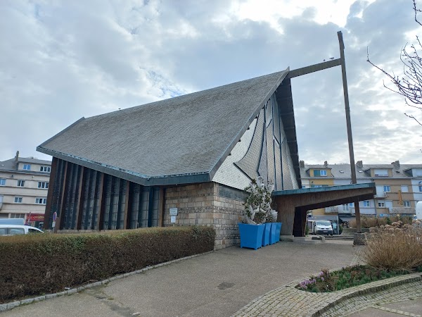 Chapelle catholique Notre-Dame-du-Bon-Port 4