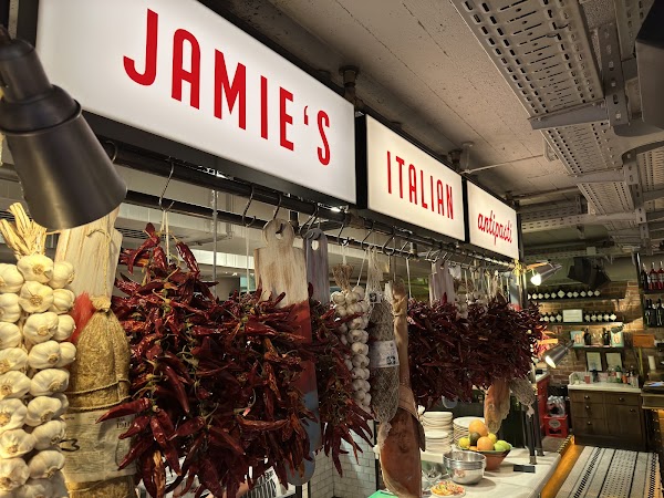Jamie Oliver's Italian Budapest 5
