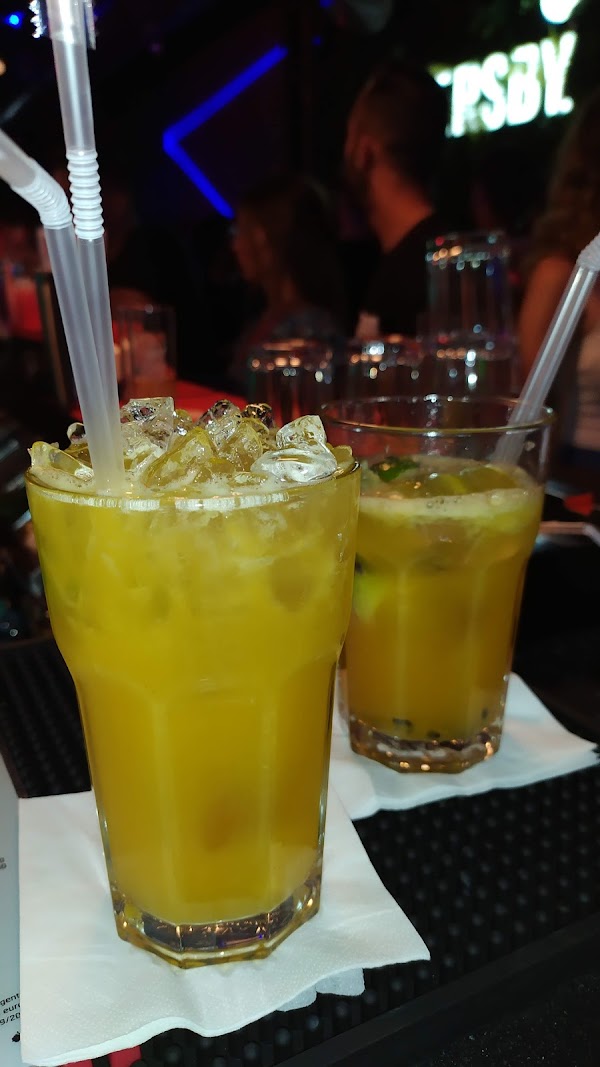 Fabrik Bar 2