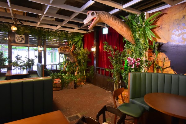 DINOSAUR RESTAURANT ダイナソーレストラン