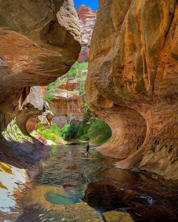 Spooky Slot Canyon 3