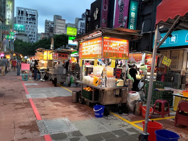Qingguang Shopping District
