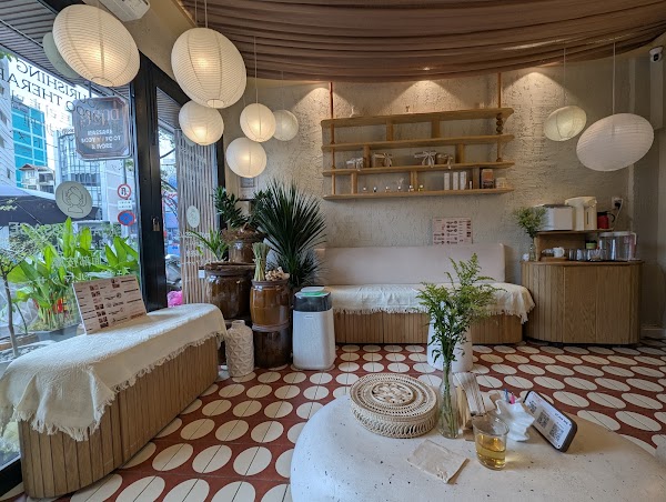 9SPA – Body & Foot Massage, Nourishing Shampoo Therapy, District 1 5