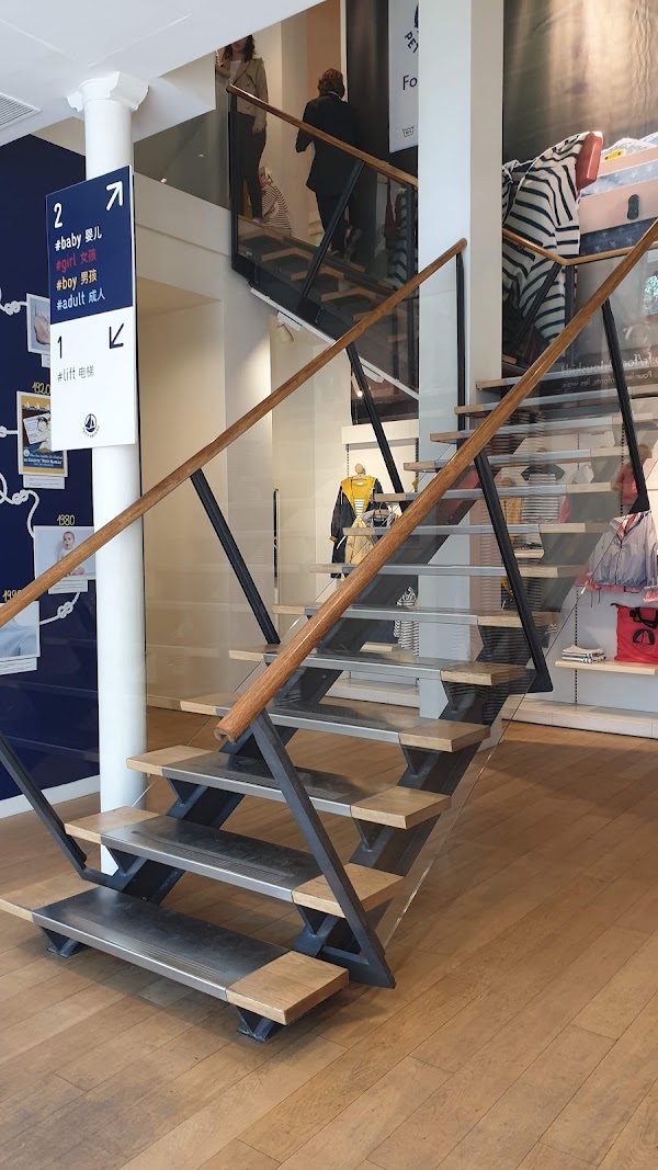 Petit Bateau 2