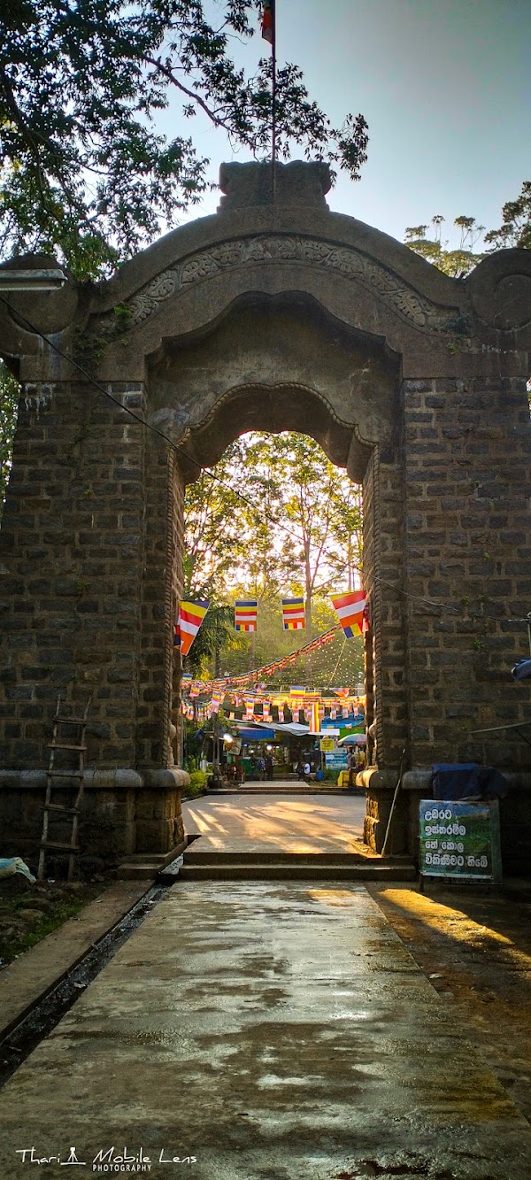 Sri Pada / Adam's Peak 2