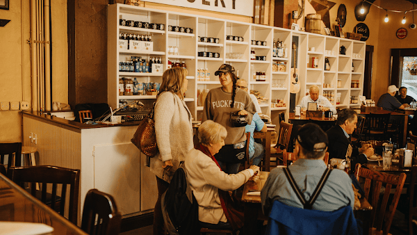 Puckett's Restaurant
