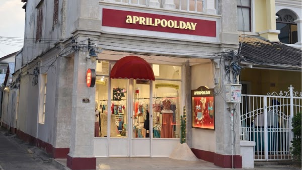 Aprilpoolday Phuket