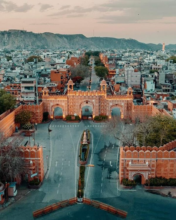 Ajmeri Gate 1