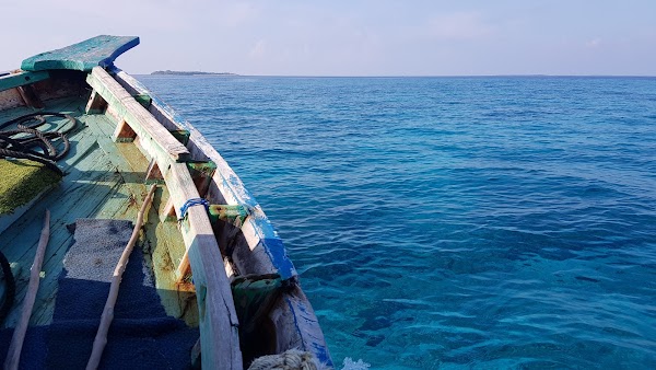 Vaadhoo 4