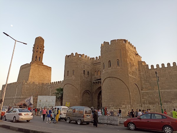 Al-Hakim Mosque 3