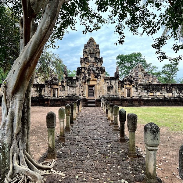 SADOK KOK THOM HISTORICAL PARK
