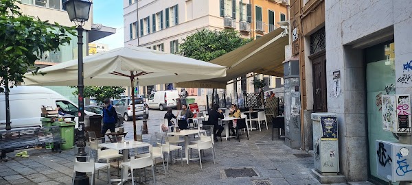 MAVERICK CAFÈ