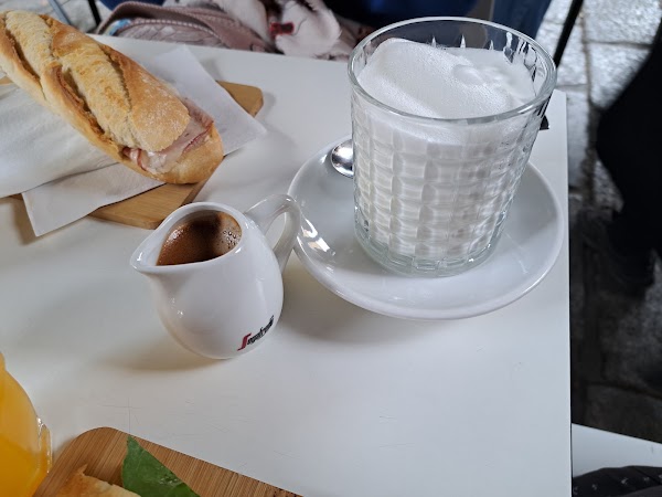 MAVERICK CAFÈ 3