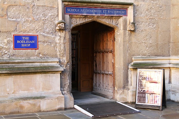 Bodleian Libraries Shop in Old School's Quad