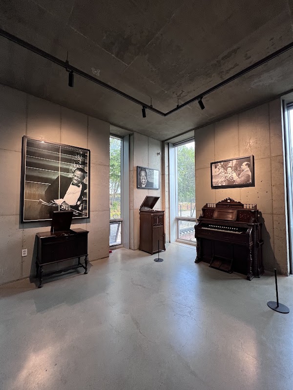 Concino Concrete Concert Hall 2