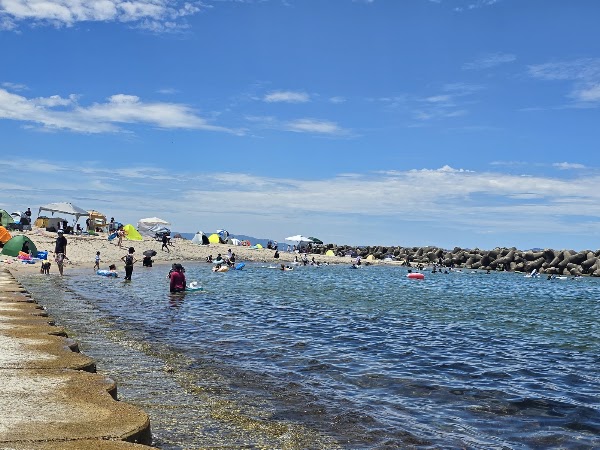 Kaike Onsen Beach 4