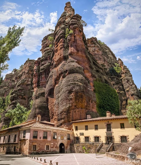 Ermita de la Virgen de la Hoz 1