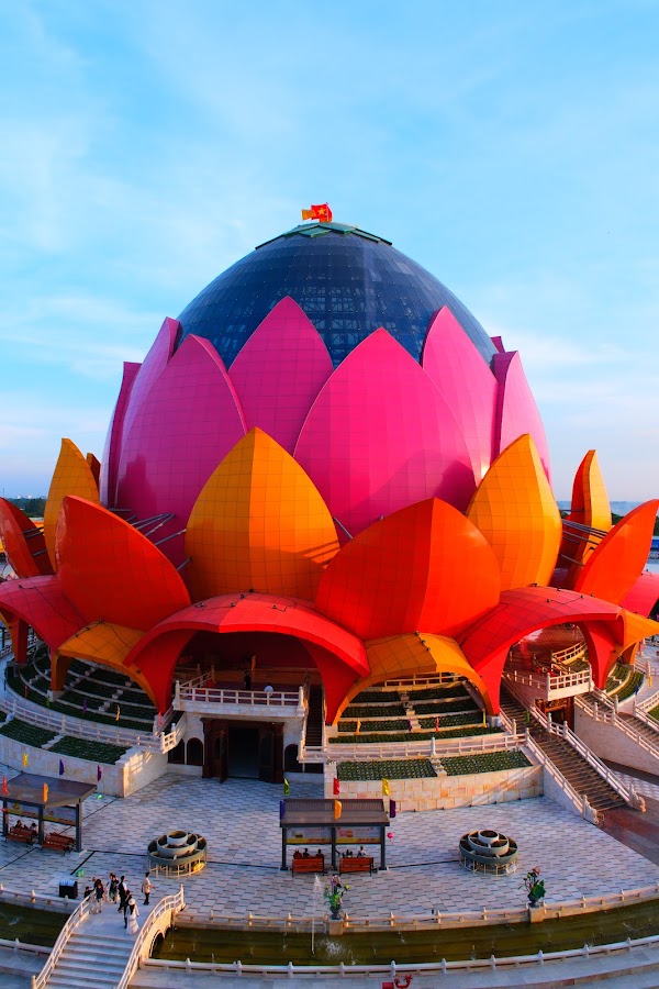 Liên Hoa Bảo Tháp 1