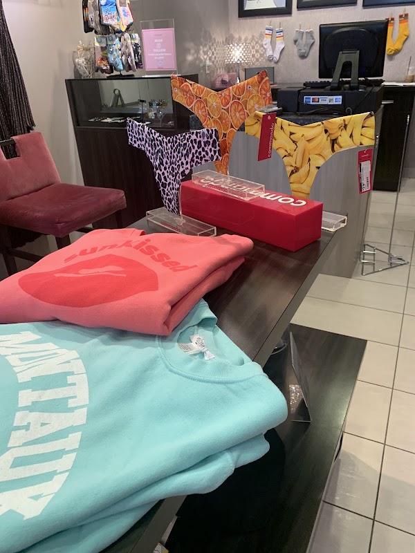 Coco's Closet 4