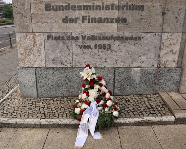 Platz des Volksaufstandes von 1953 4