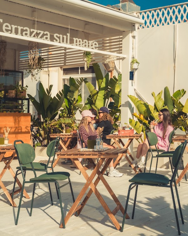 Terrazza sul mare