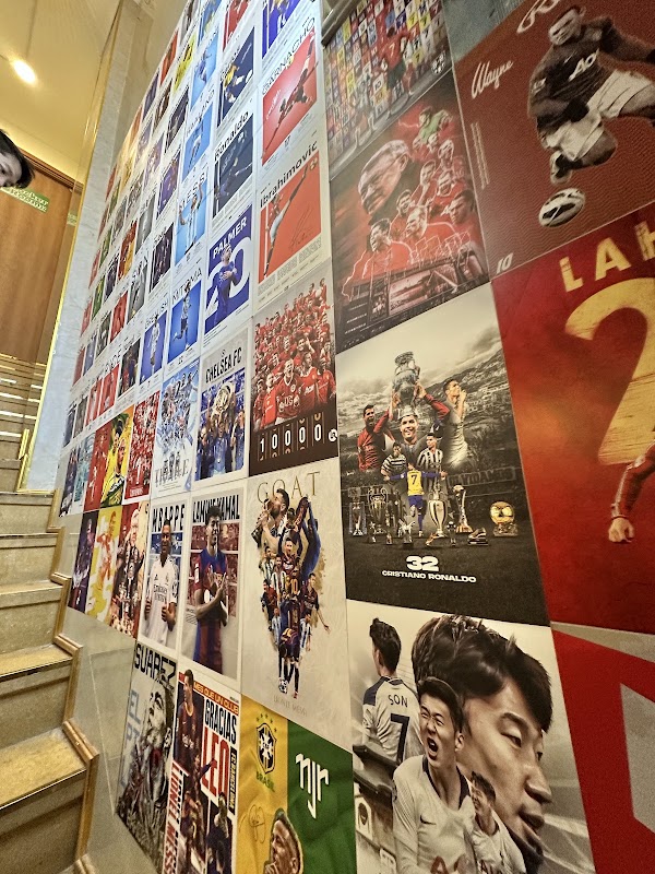 The Locker Room – Retro Football Jersey Shop 5