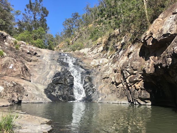 Cedar Creek Falls