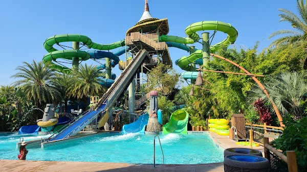 Universal Volcano Bay 4